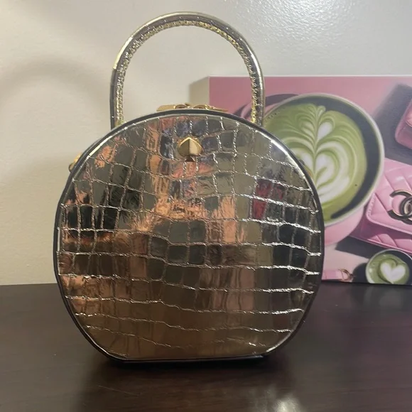 Kate Spade Andi Metallic Canteen Bag - Picture 11 of 11